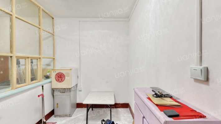 西航中心第2小区二手房实景图
