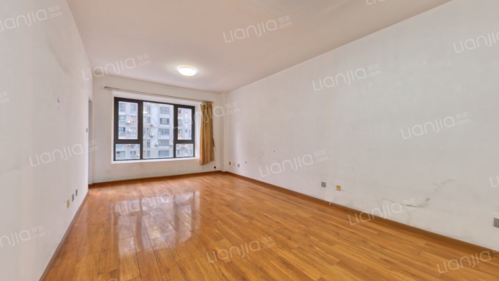 无国界二手房实景图