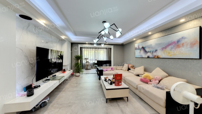 保利霞飞郡府二手房实景图