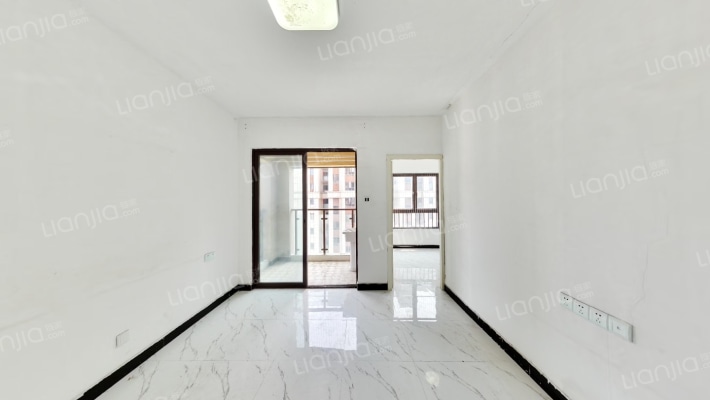 阳光城大都会C区二手房实景图