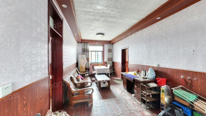 万善街教育家属楼二手房实景图