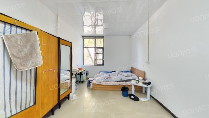 工人路52号院二手房实景图