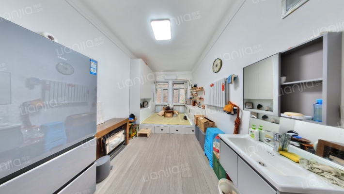 美德里二手房实景图