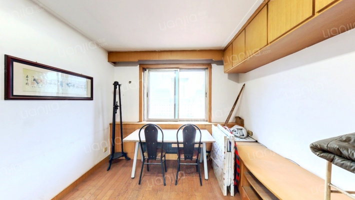 朝师宿舍二手房实景图