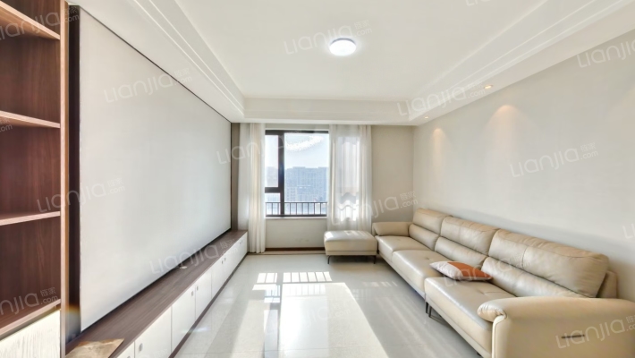 鹊华居二手房实景图