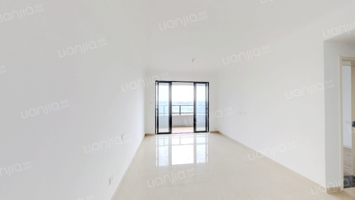 彰泰红树湾小区二手房实景图