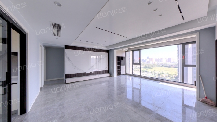 华侨城运河湾D区二手房实景图