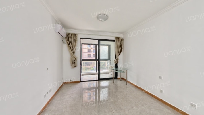 中港罗兰小镇二手房实景图