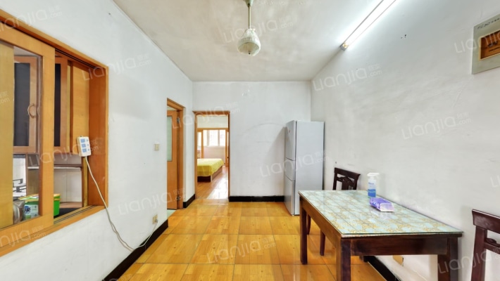 南洋花园二手房实景图