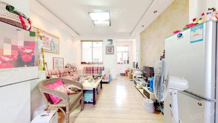 青山花园二手房实景图