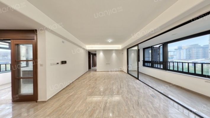 保利和光尘樾三期二手房实景图