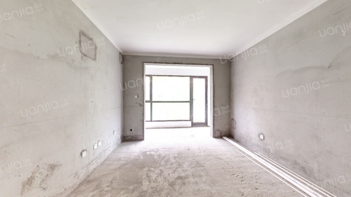 东湖华庭二手房实景图