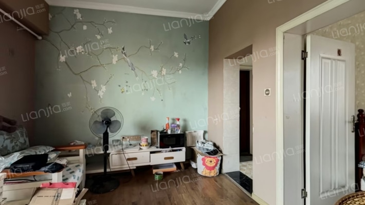 七里山社区二区二手房实景图