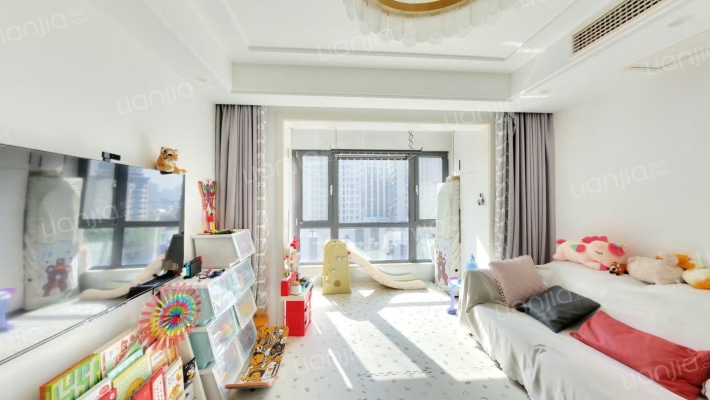 汇丰中央广场二期二手房实景图