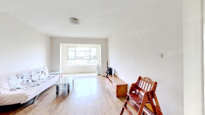 鑫江水青花园二手房实景图