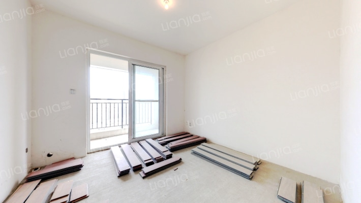 泰祺棕榈湖三期二手房实景图