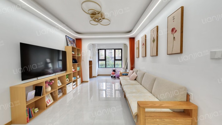 金地·湖城风华二手房实景图