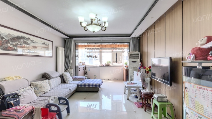 颐琴湾明珠花园二手房实景图