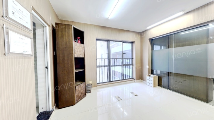 港惠新天地西区二手房实景图