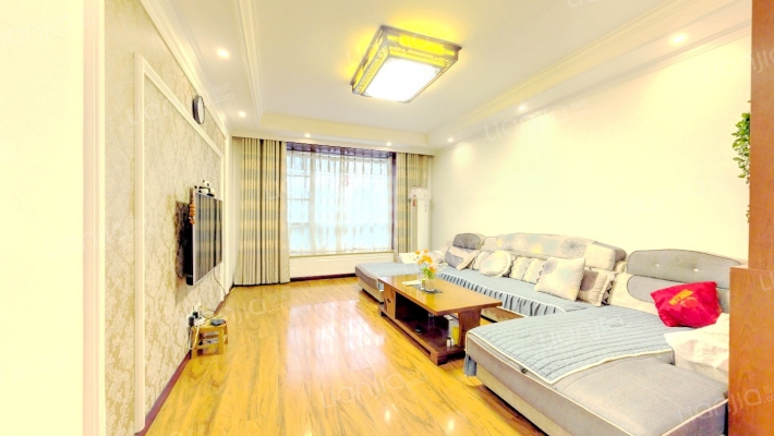 西藏地质花园二手房实景图