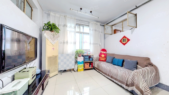 华山路92号院二手房实景图