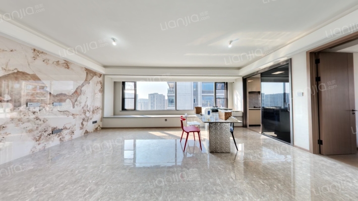 湖境天宸里二手房实景图