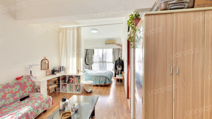 领先时代广场二手房实景图