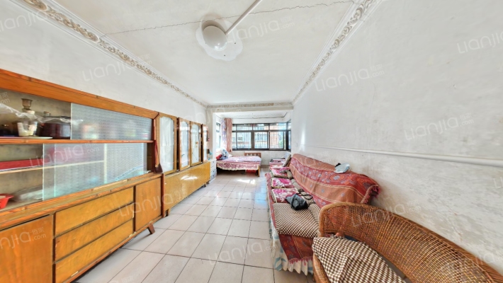 翠湖南路112号附1号二手房实景图