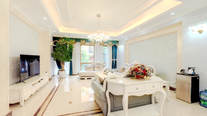 东鸣佳苑二手房实景图