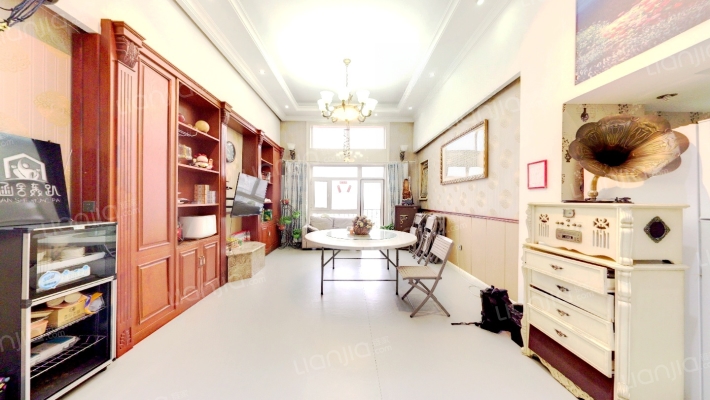 龙信家园二手房实景图