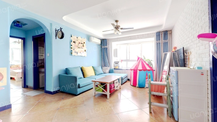 鸿海佳园二手房实景图