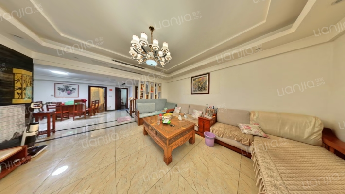 铂金时代二期二手房实景图