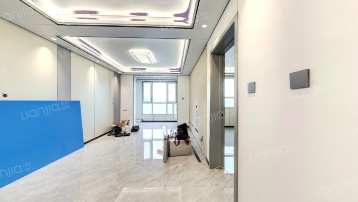 毛坯 中低层 朝阳大两居 前面没有楼无遮挡 小区中间-客厅