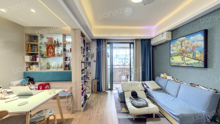 东部翠海轩二手房实景图