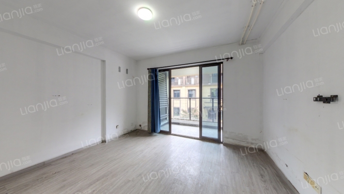 朗臻南门府二手房实景图