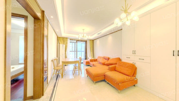 中海玄武公馆B区二手房实景图