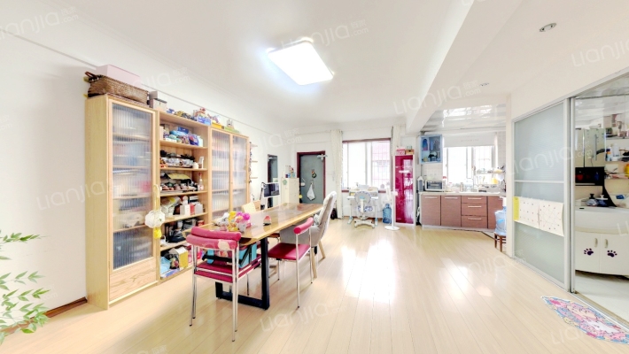 台颐公寓二手房实景图