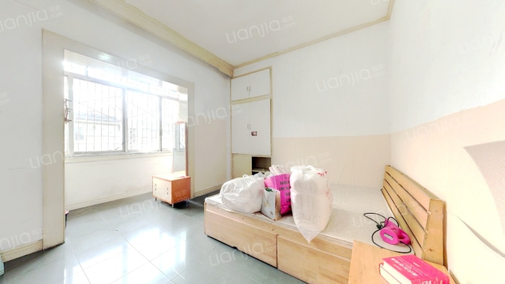 东马棚街18号二手房实景图