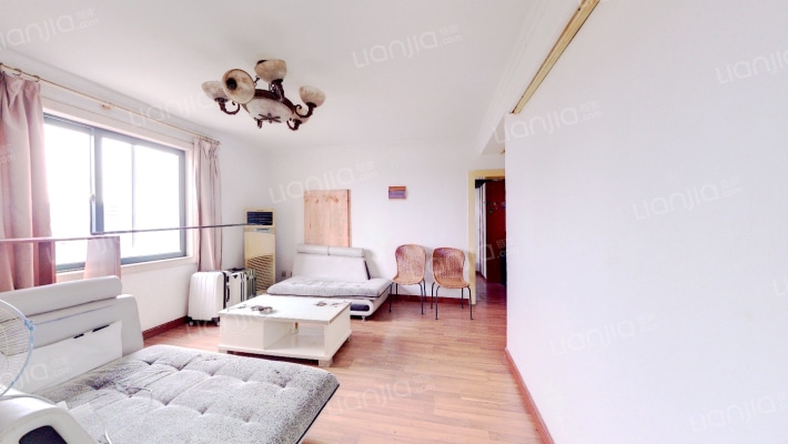 槐树公寓二手房实景图