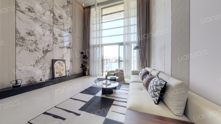 蔚蓝海岸3期二手房实景图