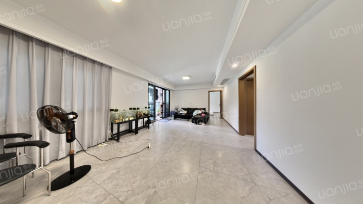 满京华云曦花园二手房实景图