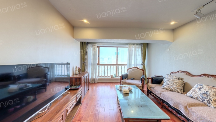 嘉璐天堡二手房实景图