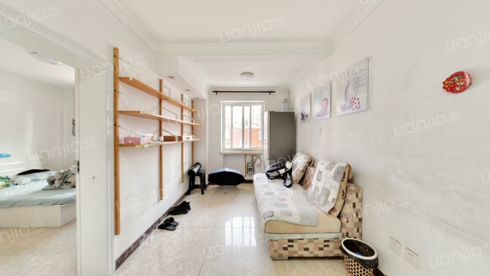 熔炼厂宿舍二手房实景图