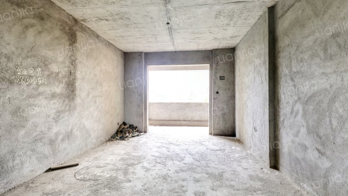 龙峰·学府新城二手房实景图