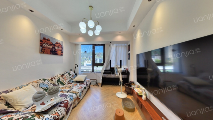 渝富滨江首岸二手房实景图