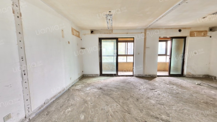 杜甫新苑二手房实景图