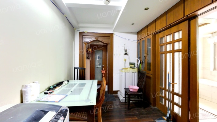 蓝天东区二手房实景图