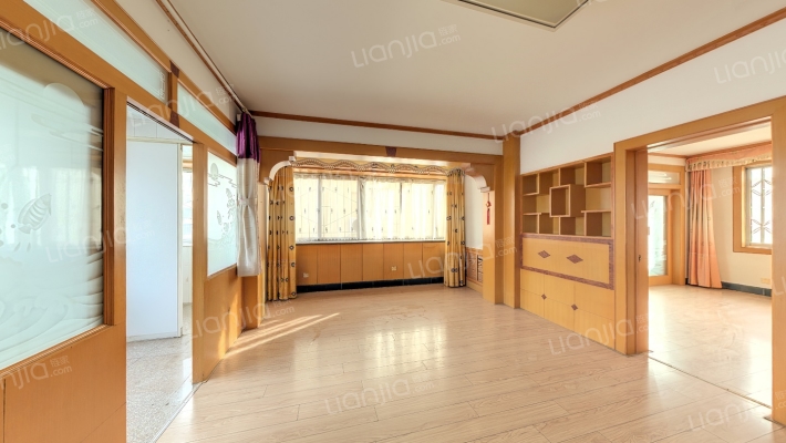 花园里二手房实景图