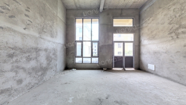 田园牧歌水韵居二手房实景图