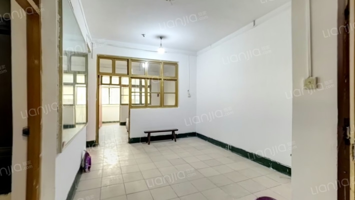 六一路小学家属院二手房实景图